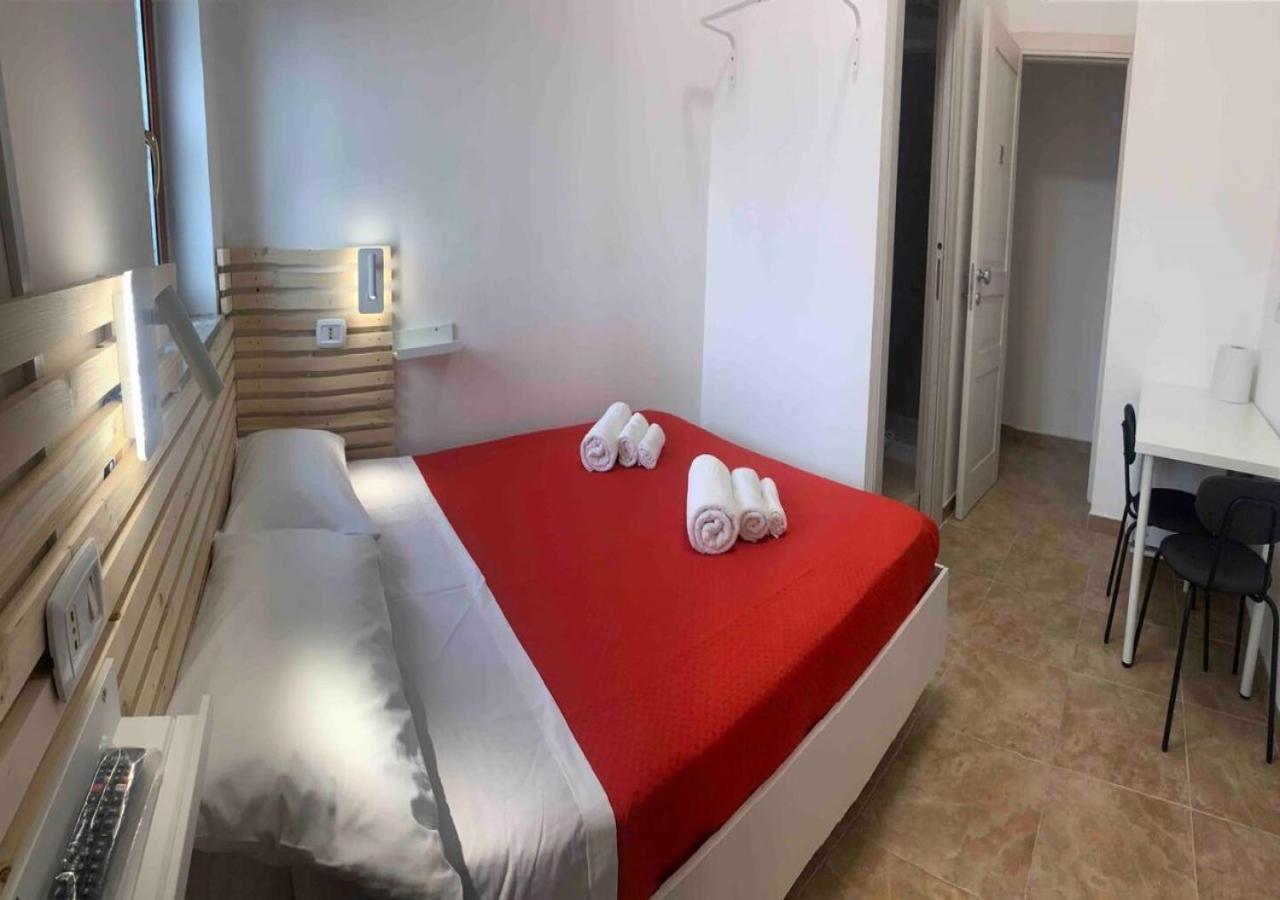 Miris Home Fast And Comfortable With Self Check In 8 Minutes Walk Near Naples Airport Экстерьер фото