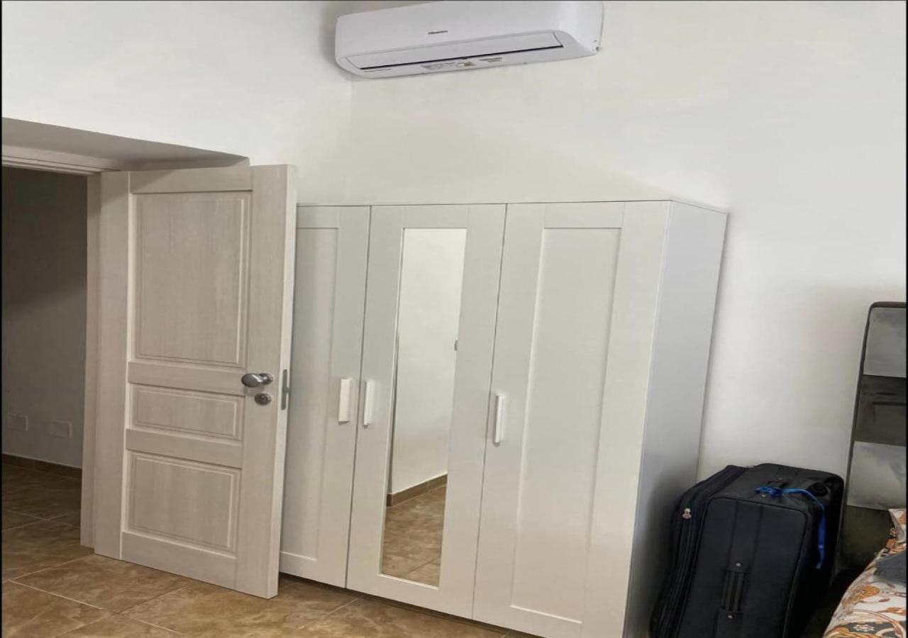 Miris Home Fast And Comfortable With Self Check In 8 Minutes Walk Near Naples Airport Экстерьер фото