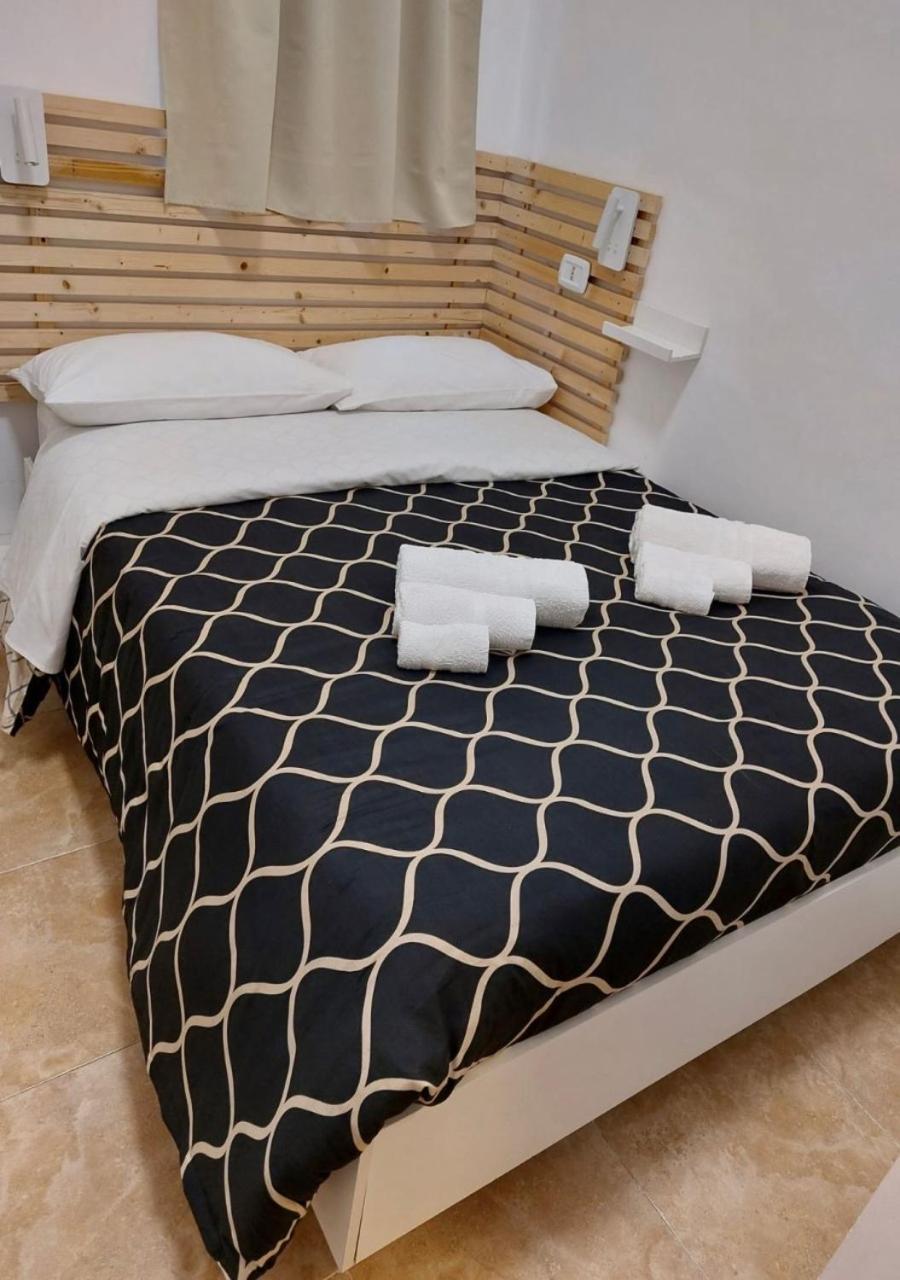 Miris Home Fast And Comfortable With Self Check In 8 Minutes Walk Near Naples Airport Экстерьер фото